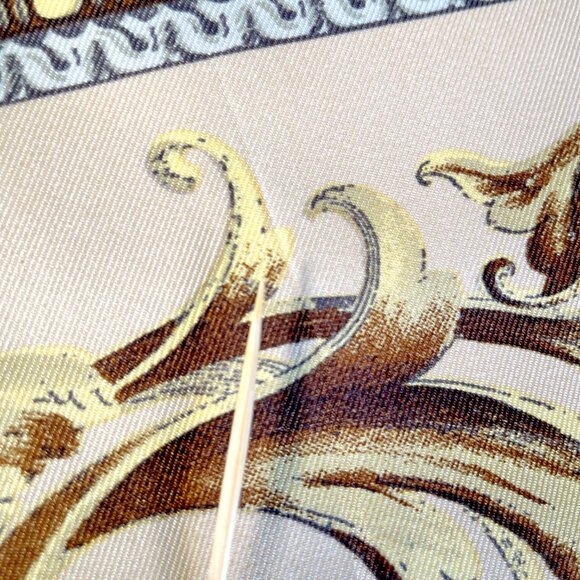 Max Mara Italian Silk Scarf Baroque Print - Picture 12 of 13